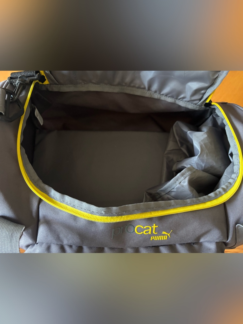 Puma Duffel Bag - Picture 3 of 6